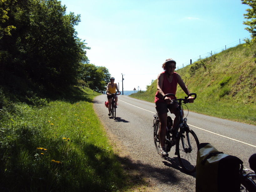 mouzon entre meuse et chier1946.jpg